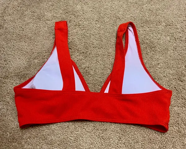 Zaful Size M Sexy Red Bikini Top - Image 3