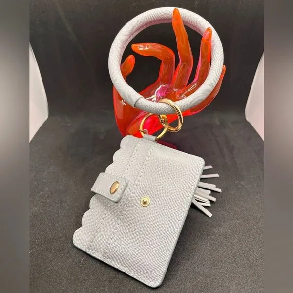 Francesca’s Scallop Card Case gray - Image 2
