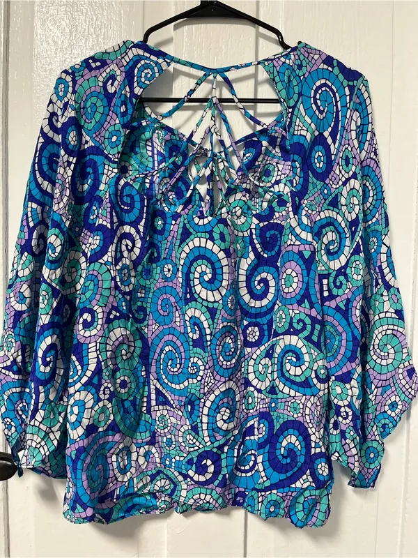 Alice & Trixie Mosaic Print Silk Blouse size medium - Image 2