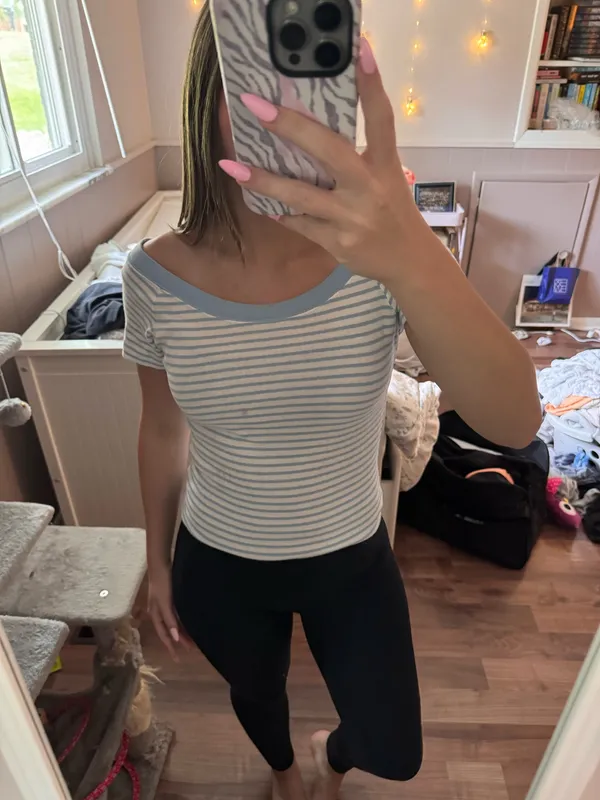 Brandy melville stripe top - Image 5