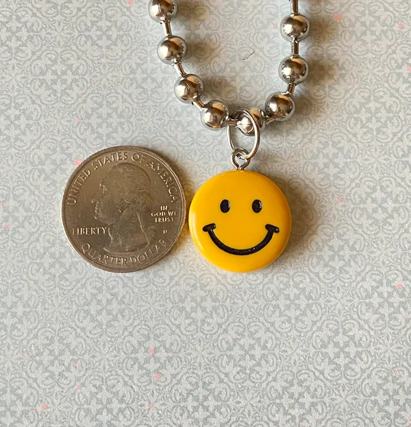 smiley funky kawaii y2k grunge style big ball chain necklace💛 - Image 4