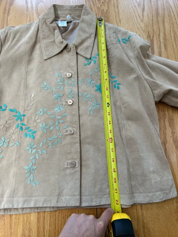 Coldwater Creek Women's L Tan‎ Genuine Suede 100% Leather Jacket Floral Applique - Image 11