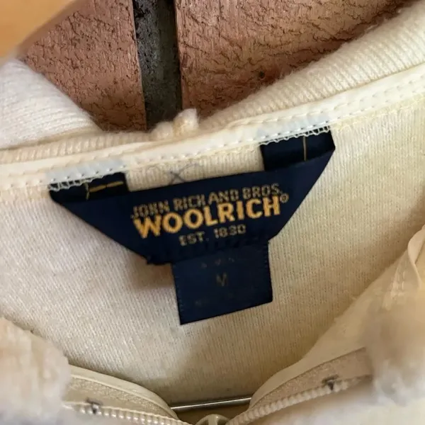 Woolrich Patterned Hooded Fleece Jacket Women’s Size Medium White/Cream Colored - Image 3