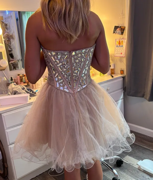 Sherri Hill Dress Homecoming champagne - Image 2