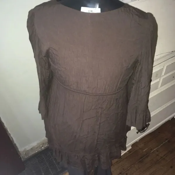 Judith March v-neck brown knit ruffle baby doll dress - Image 3