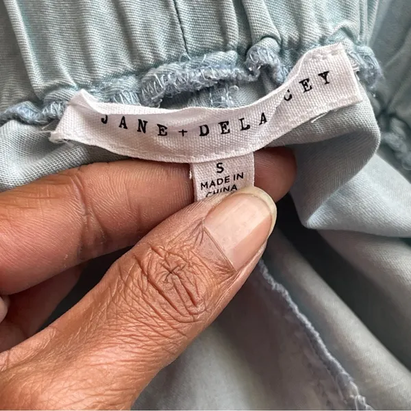 JANE + DELANCEY | Light Blue Chambray Paperbag Shorts Sz S - Image 5