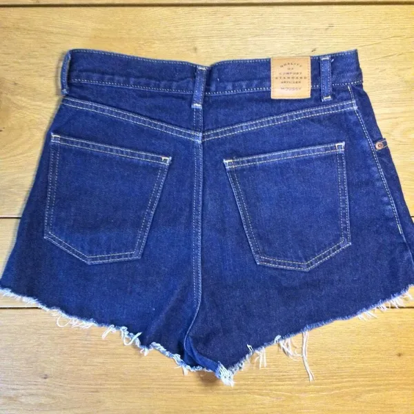 Moussy high rise Jean shorts size 2 dark wash - Image 2