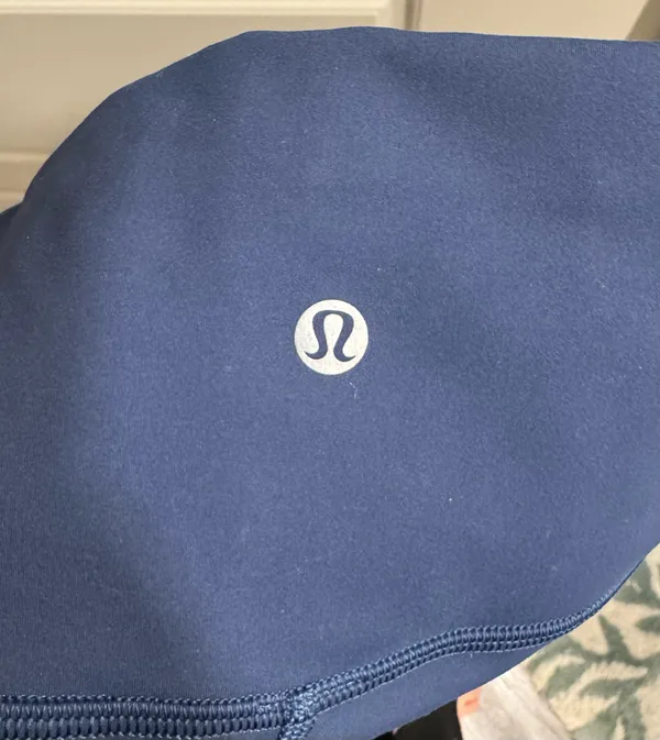 Lululemon Wunder Under Biker 6" Shorts - Image 3