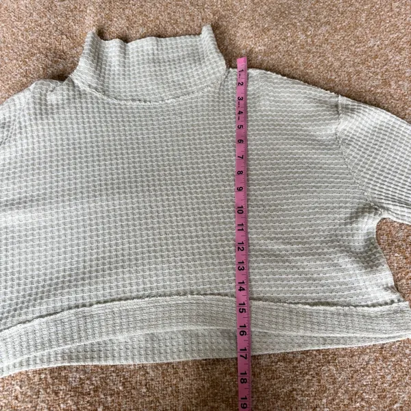 Free People Waffle Knit Cropped Mock Neck Thermal Top Beige Small Sweater Boho - Image 7