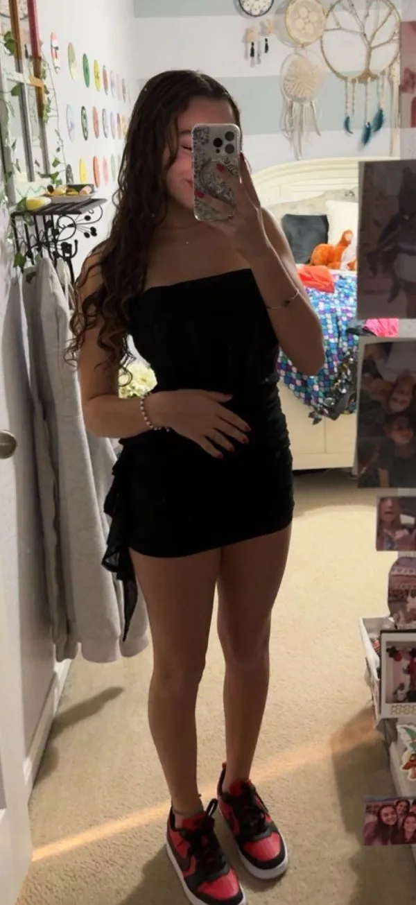 Windsor black hoco dress - Image 3