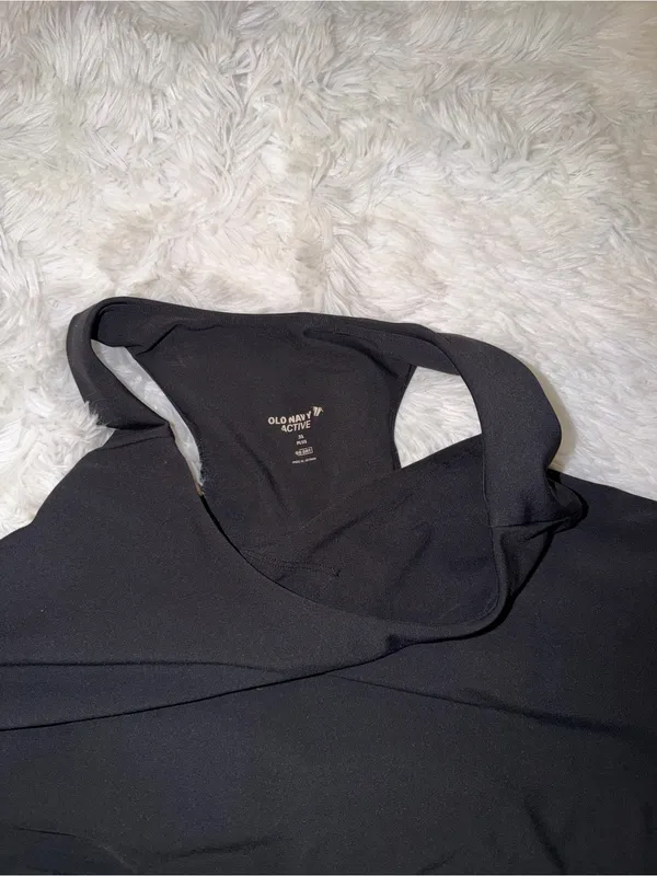 Old Navy Black Athletic Razorback Tank with Built In Bra size 3X Plus - Image 4