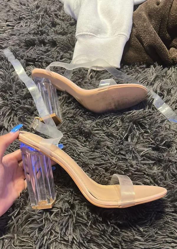 Amazon Heels - Image 4