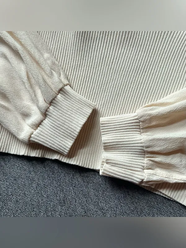 Anthropologie V Neck Cinch Waist Blouse Top Medium - Image 3