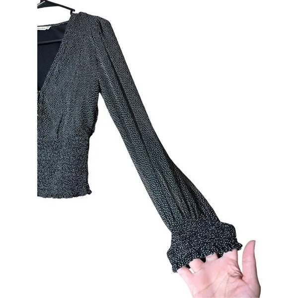 Abercrombie & Fitch Chiffon Cropped Long Sleeve Top Size XS‎ - Image 3
