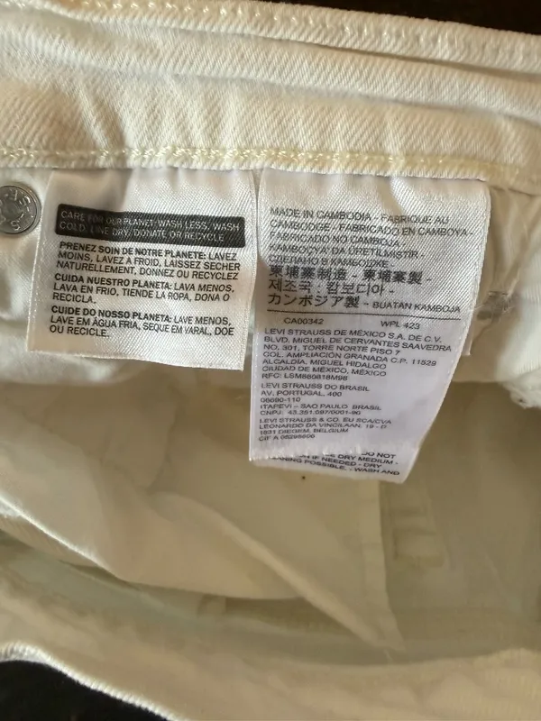 Levi's White 501 Frayed Hem Denim Shorts WHITE - Image 3