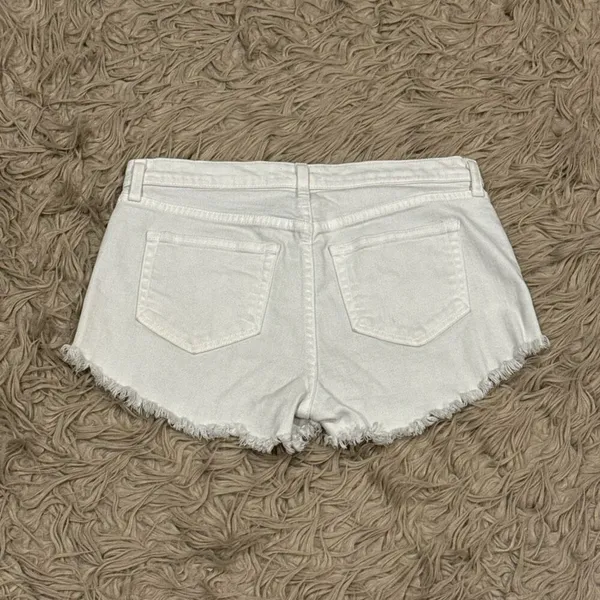 L’agence white denim shorts size 27 - Image 5