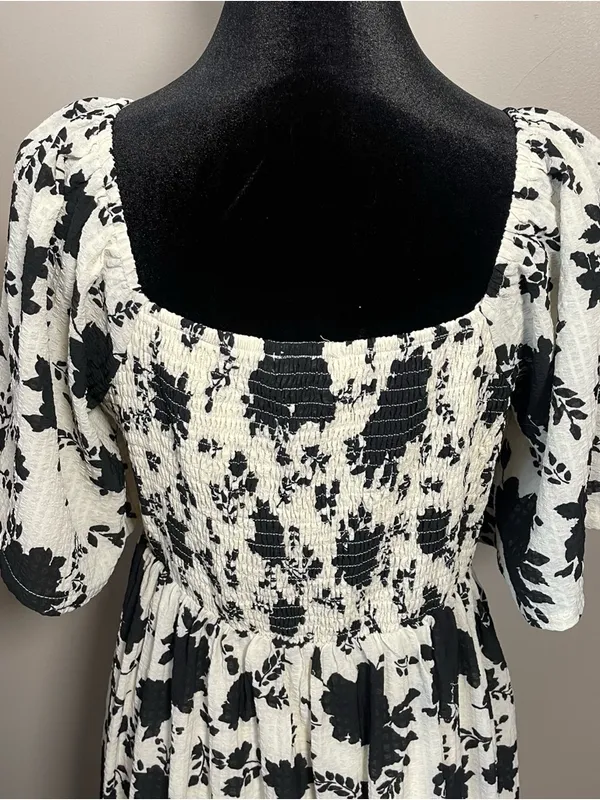Mittoshop Victoria Flower print midi Dress NWT - Image 9