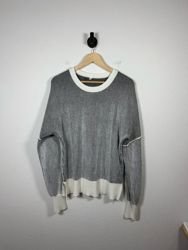 Oversized Ribbed Sweater Women Contrast Hem Crewneck Relaxed Knit Size M - Image 2