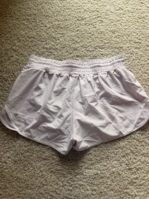 Lululemon 2.5" Hotty Hot - Image 2