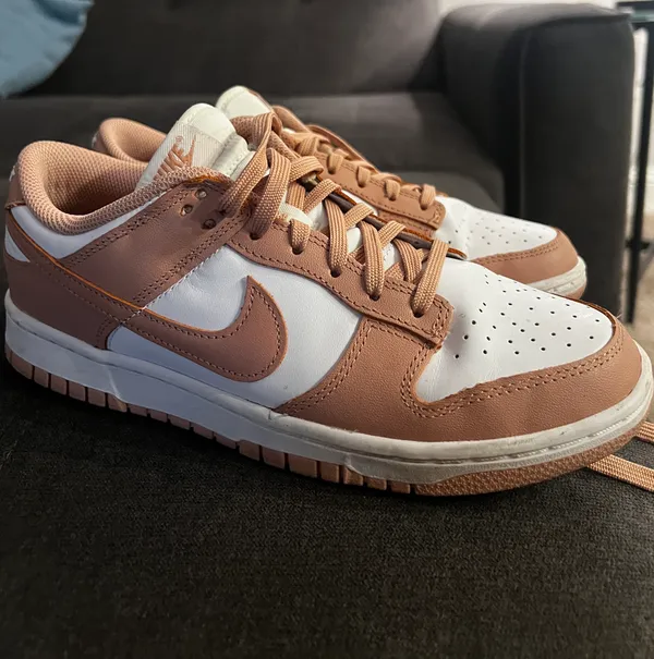 Nike Women’s Dunk Low - Image 2