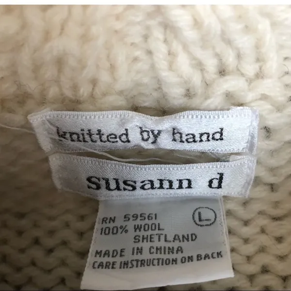 Vintage Susann D hand knitted Aztec Sweater - Image 5