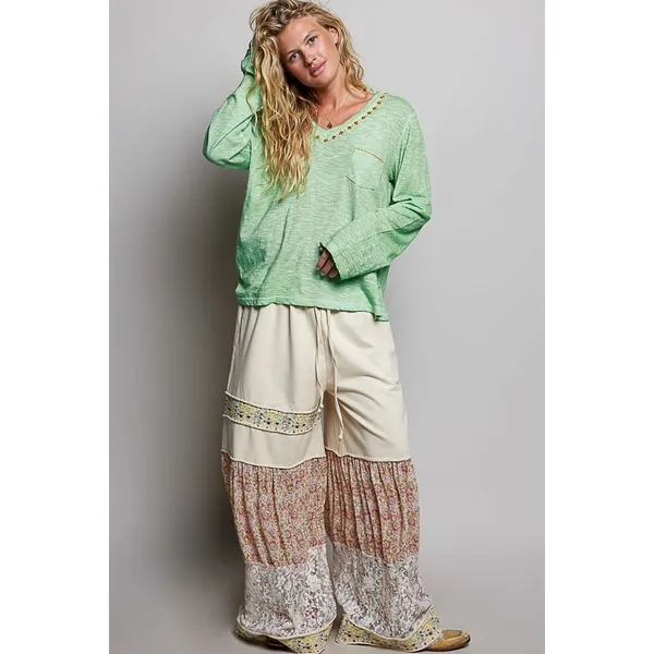 POL V-Neck Contrast Stitch Lightweight Knit Long Sleeve Top - Large - Image 4