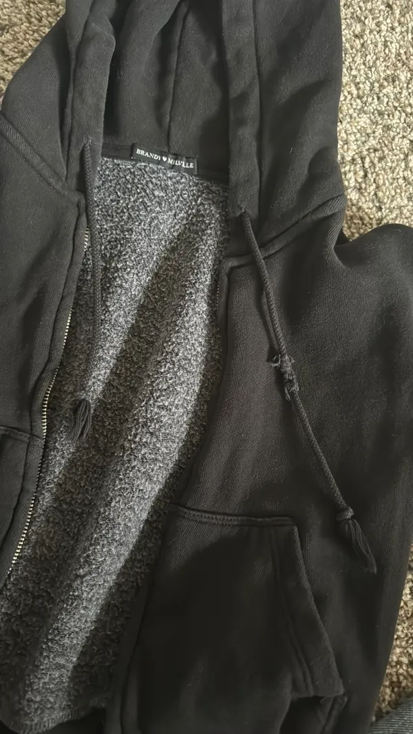 Brandy Melville Cropped Hoodie - Image 6