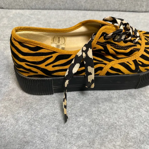 Mango Monki Zebra Print Platform Sneaker‎ Women's Size 9 Yellow Black Animal Lace FLAW - Image 7