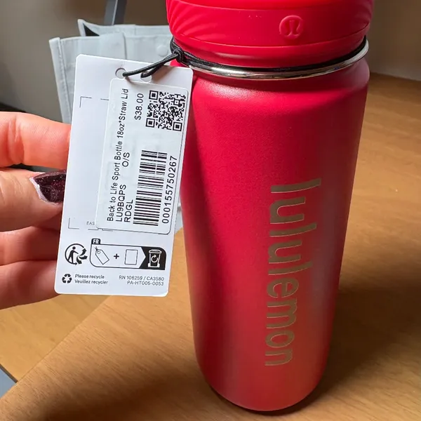 Lululemon Back to Life Sport Bottle 18 fl oz Straw Lid SOLD OUT color RDGL - Image 2