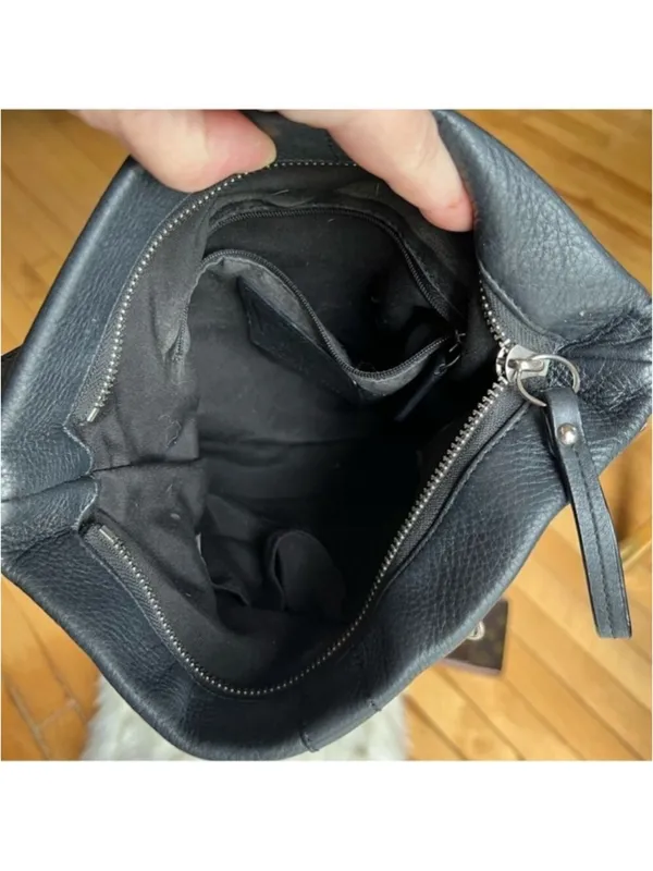 Coach Black Pebbled Leather Crossbody Bag – Style F19722 – Y2K Era Coach - Image 9