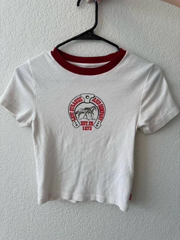 Levi’s Tee Graphic White Red Baby - Image 2
