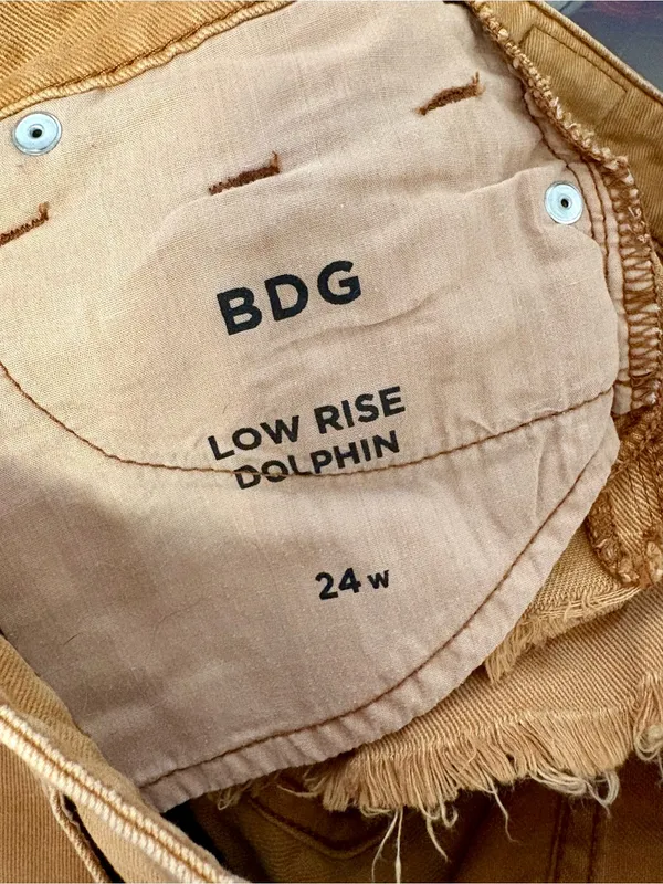 BDG Low Rise Dolphin Shorts - Image 8