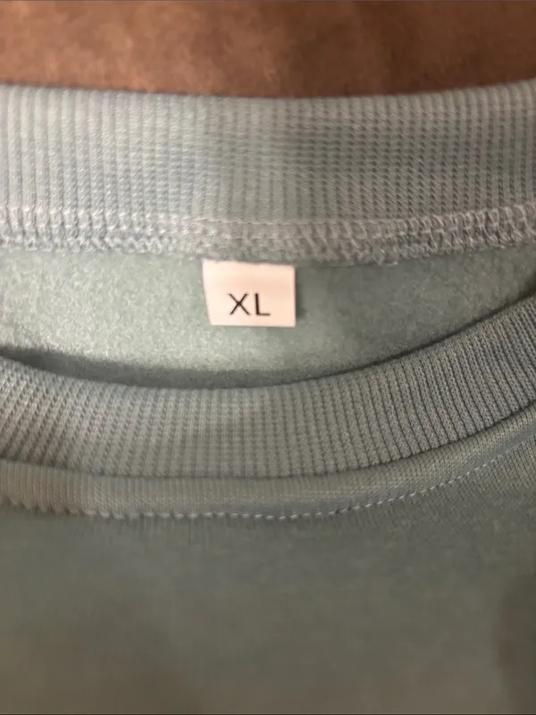 Amazon Women’s Para Crewneck - Image 4