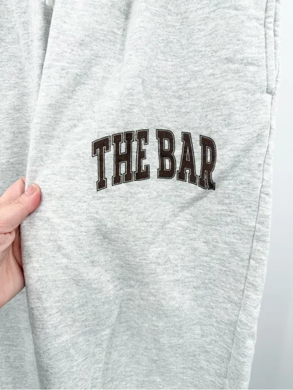 The Bar Women's Light Gray‎ Sweatpants Maroon Logo Size Small - Image 3