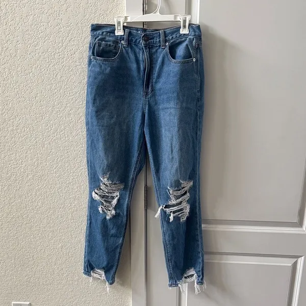 American Eagle Mom Jeans Size 6 Medium Blue Wash Distressed High Rise EUC - Image 3