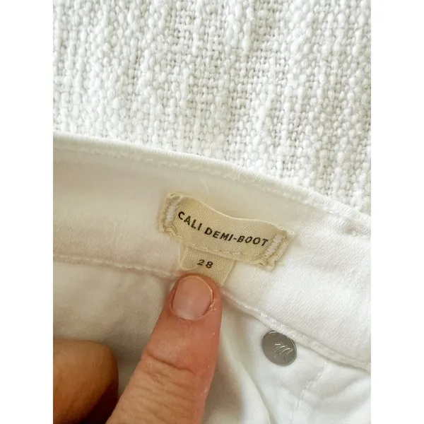 Madewell | EUC Cali Demi-Boot Jeans Pure White Raw Hem Cropped Flare | Sz 28 - Image 10