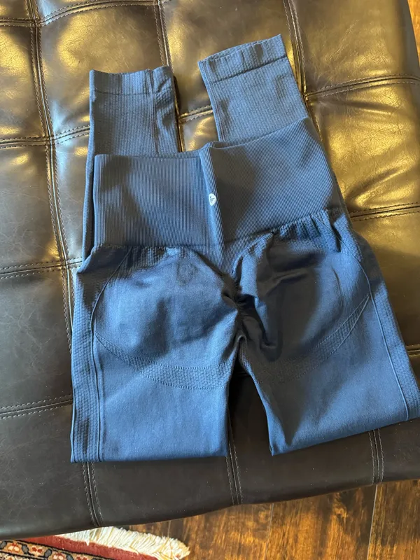 Halara Seamless Flow High-Waisted Butt Lifting Leggings - Image 4