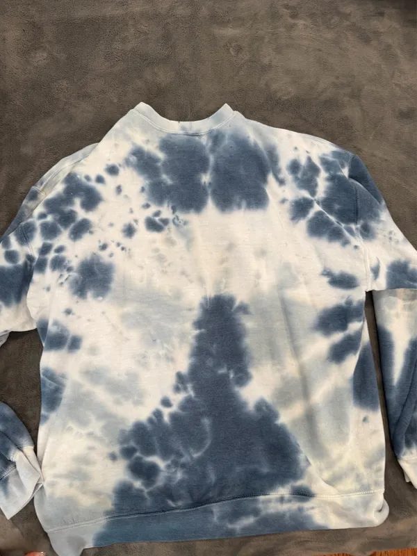Urban Outfitters Renewal Remade Heart Tie-Dye Sweatshirt - Image 5