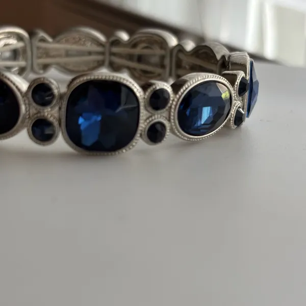 Silver Tone Blue Crystal Stretch Bracelet - Image 8