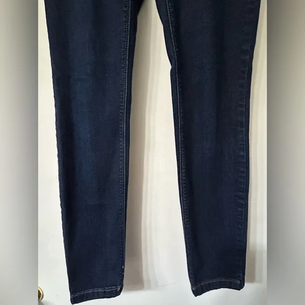 White House Black Market Women’s Dark Blue Women's Skinny Jeans XS - Image 3