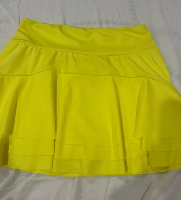 Skirt Yellow Size 4 - Image 2