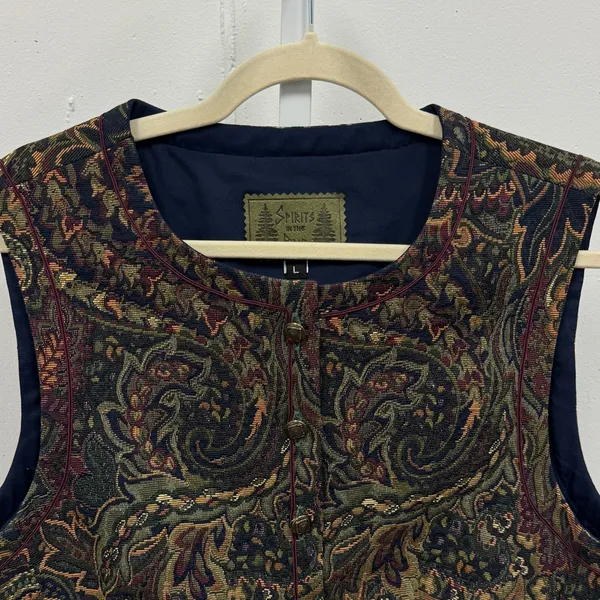 Vintage Spirits in the Pine Women's Tapestry Boho Paisley Button Vest‎ Large - Image 4