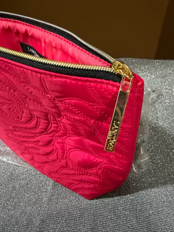 Lancôme hot pink quilted cosmetics pouch NWT - Image 2