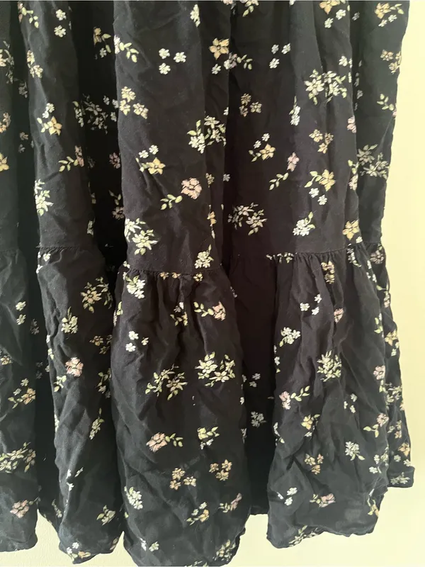 SO Black Floral Tiered Midi Skirt Large Cottagecore Prairie Romantic Modest - Image 2
