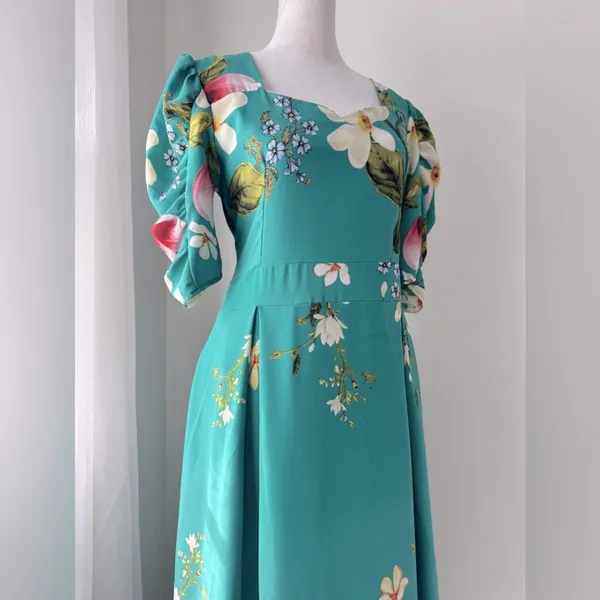 Minh Phuong Teal Floral Print Sweetheart Neckline Half Sleeve Maxi Dress - Image 4