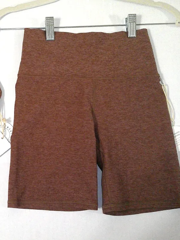 Women’s NWT Vuori set bra top and shorts XS New Clean Elevation Brown hazlenut - Image 7