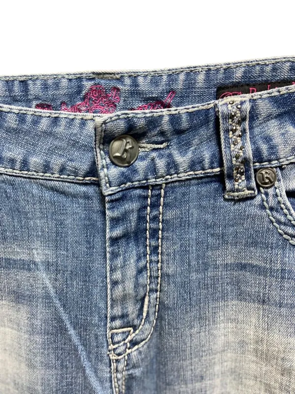 Rock & Roll Cowgirl Y2K Boyfriend Fit Cropped Jeans Blue Size 28 Summer Coastal - Image 11
