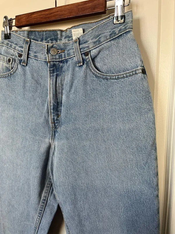 Vintage Levi’s Jeans 550 - Image 4