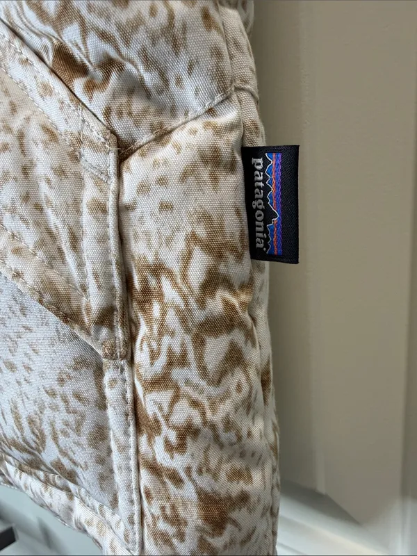 Patagonia Toggle Down Puffer Vest M NWT - Image 5