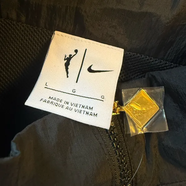 Nike Women's WNBA Black Essential Oversized Woven Full-Zip Jacket Large L $120 - Image 7